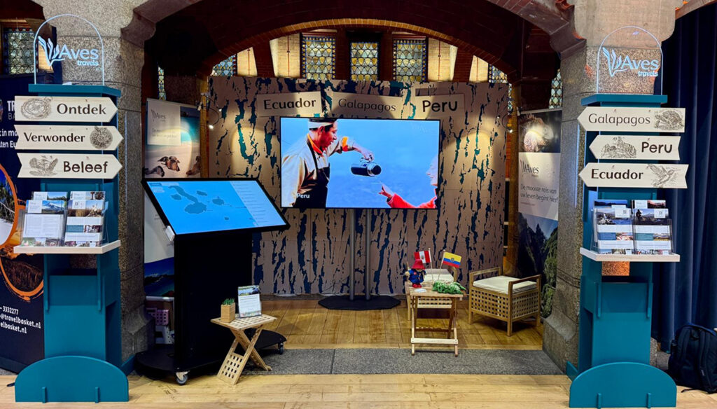 Blog aves travels stand